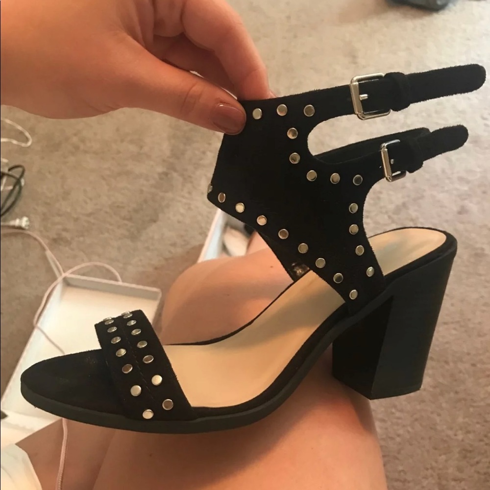 Sandal heels